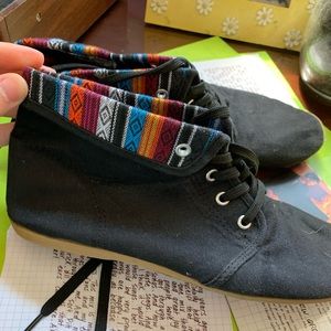 Black mossimo booties